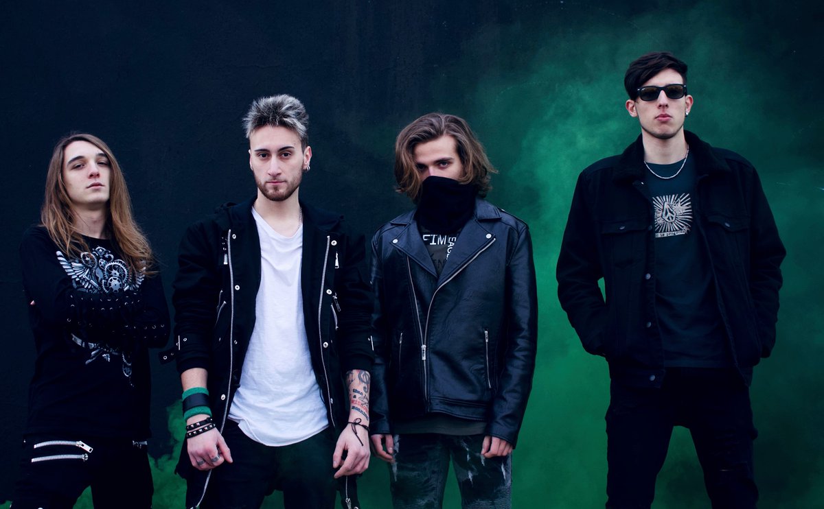 INSANEBLOG1's tweet image. SUMMER HAILSTORM - Release New Video Single "Villains"
insaneblog.net/2020/02/summer… #numetal