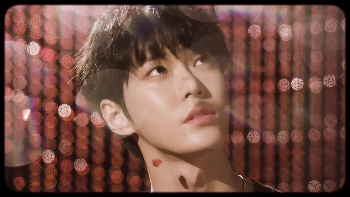 aftersomyniyai's tweet image. เอ็มวีนี้ก็ยังหล่อ ท้อแล้วนะ หัวใจท้อแล้ว!