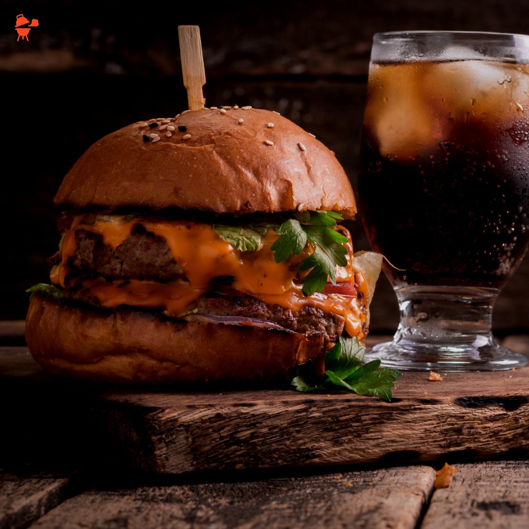 MuncheezzFood's tweet photo. Amazing words start with B! Beautiful, Brilliant, Burger!! https://t.co/IfXOIHShcb
