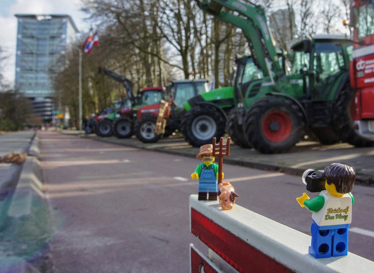 BricksofDenHaag tweet picture