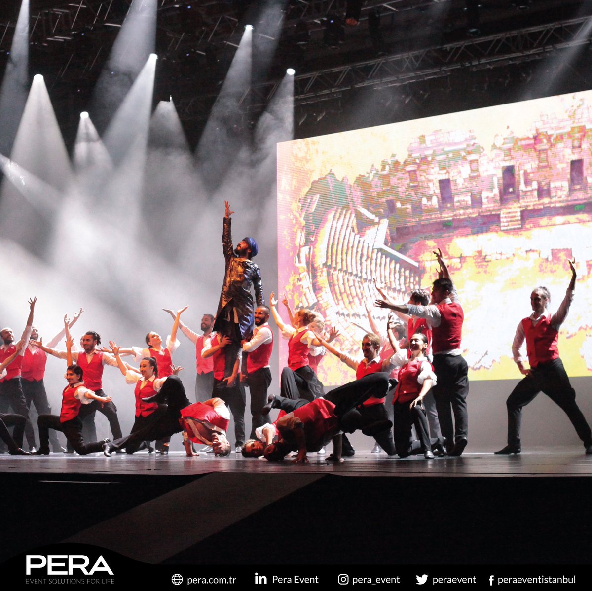 Çelebi Dans Gösterisi #tbt
#peraevent #event #events #eventplanner #eventplanning #eventdetail #corporateevents #design #organization #ceremony