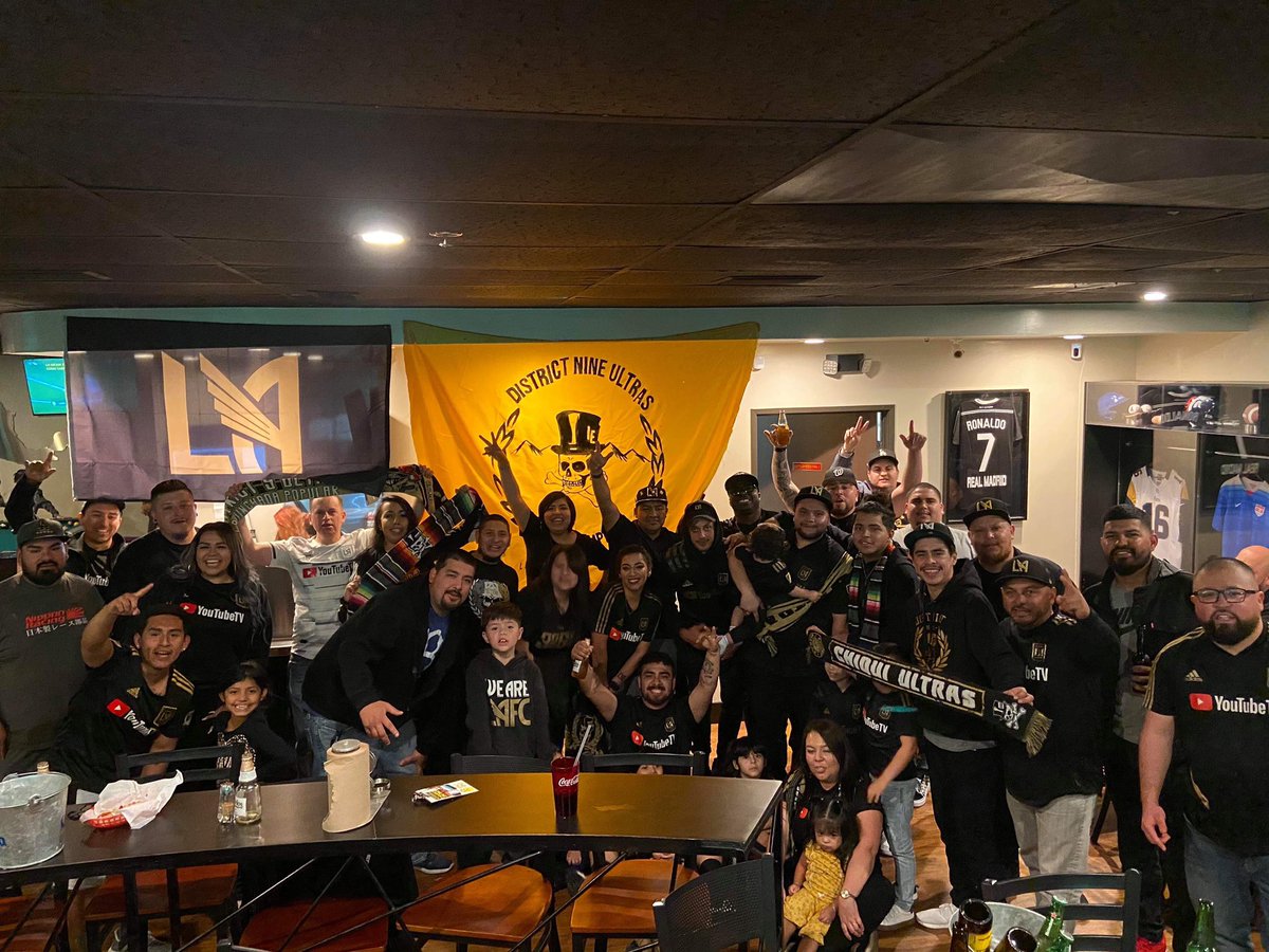 Jessehnz's tweet photo. @district9ultras Inland Empire!
La Banda Del Imperio ! 
@ our first official IE watch Party ! 
&amp; un carnal holding it down in León! https://t.co/Asj21F4rwE