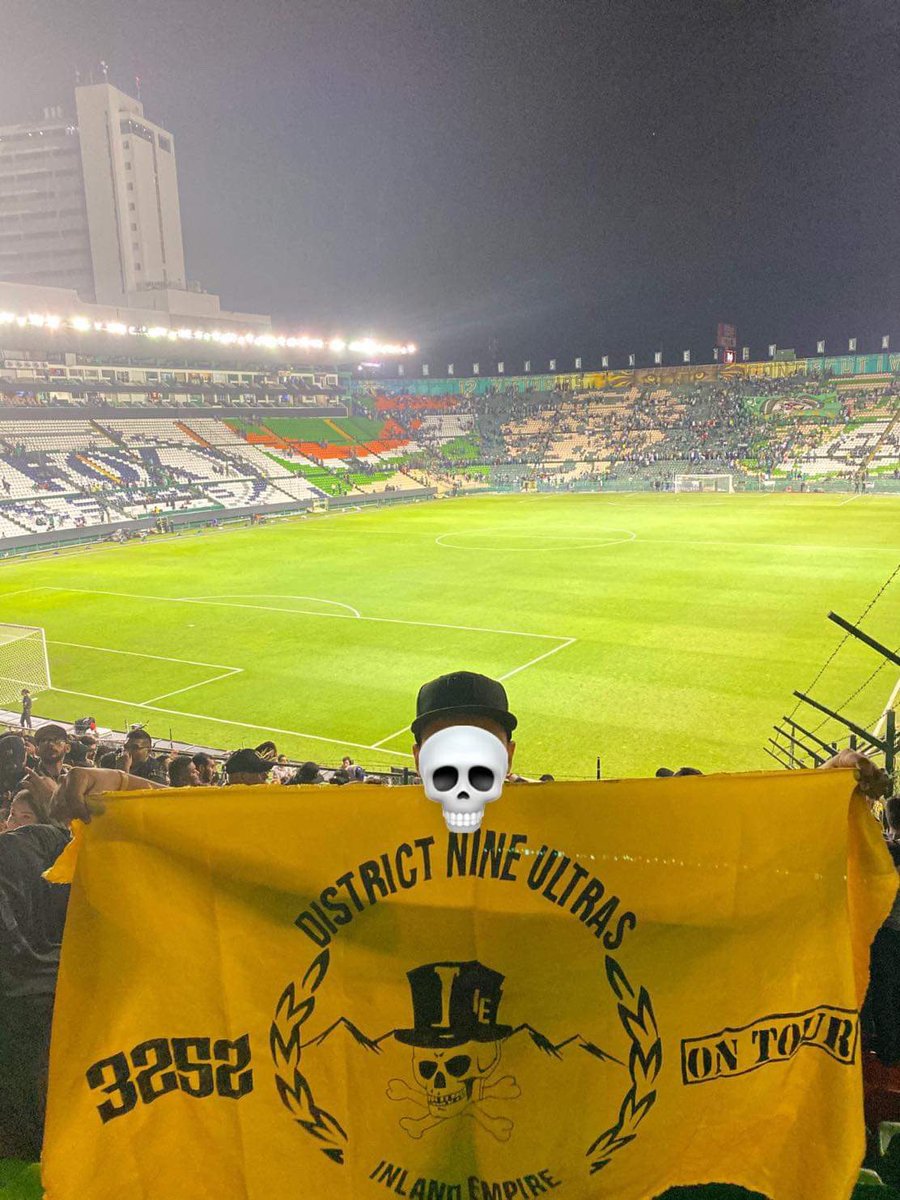 Jessehnz's tweet photo. @district9ultras Inland Empire!
La Banda Del Imperio ! 
@ our first official IE watch Party ! 
&amp; un carnal holding it down in León! https://t.co/Asj21F4rwE