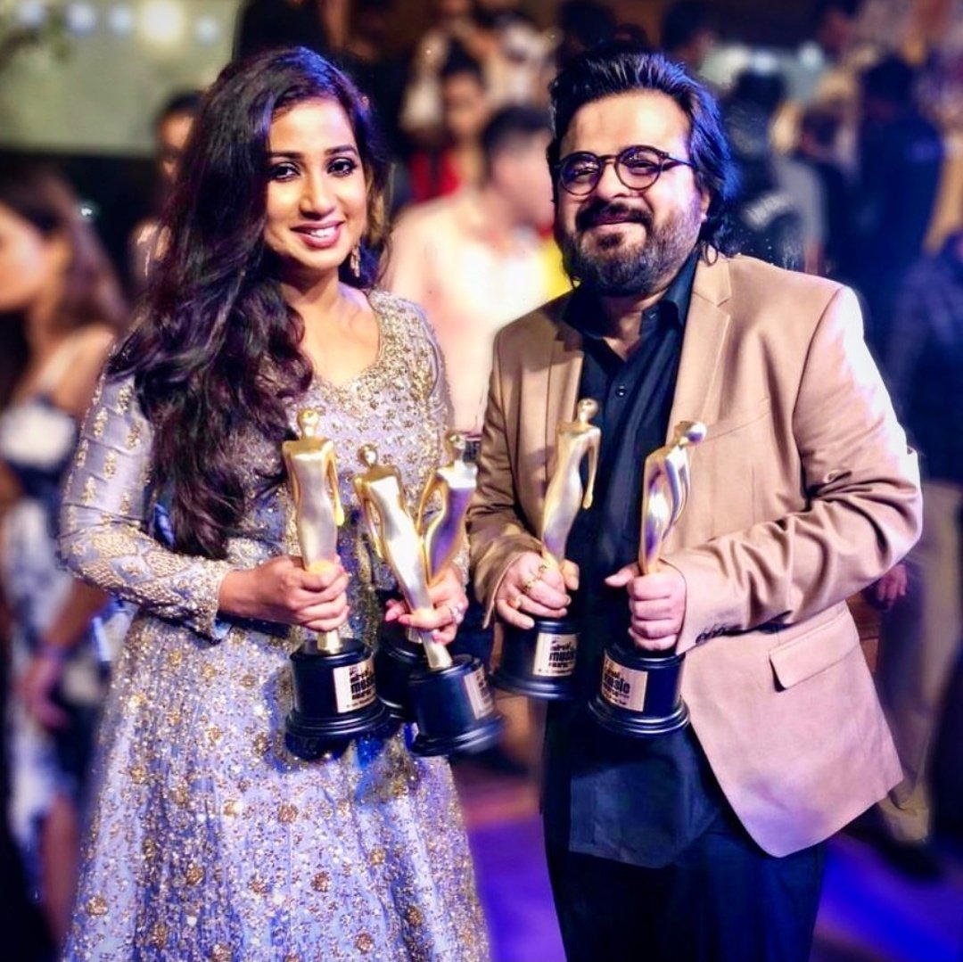 SIRI_love_SG's tweet photo. @shreyaghoshal @ipritamofficial Amazing duo ๐ congratulations #teamKalank https://t.co/b94OvyBK8z