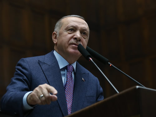 Cumhurbaşkanı Erdoğan'ın AK Parti TBMM Grup Konuşması (19 Şubat 2020, İşitme Engelliler Özel Yayını)

youtube.com/watch?v=pIcxTD…