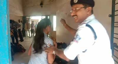 Cpadpc's tweet photo. One candidate forgot to bring her admit card. NTS PS arranged to get her admit card from home. https://t.co/guKFV1KVEf