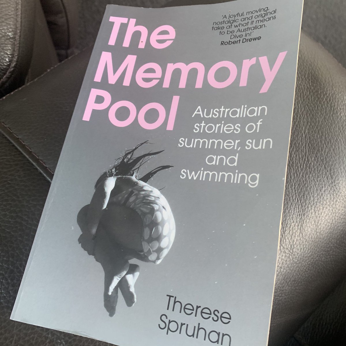 Bartlett_DJ's tweet photo. Such a privilege to be a small part of @reseyspru book@#TheMemoryPool about the place that pools play in the lives of Australians.  And a real thrill to launch the book at @FullersHobart with Olympic champion Shane Gould. https://t.co/mykMw3wA4L