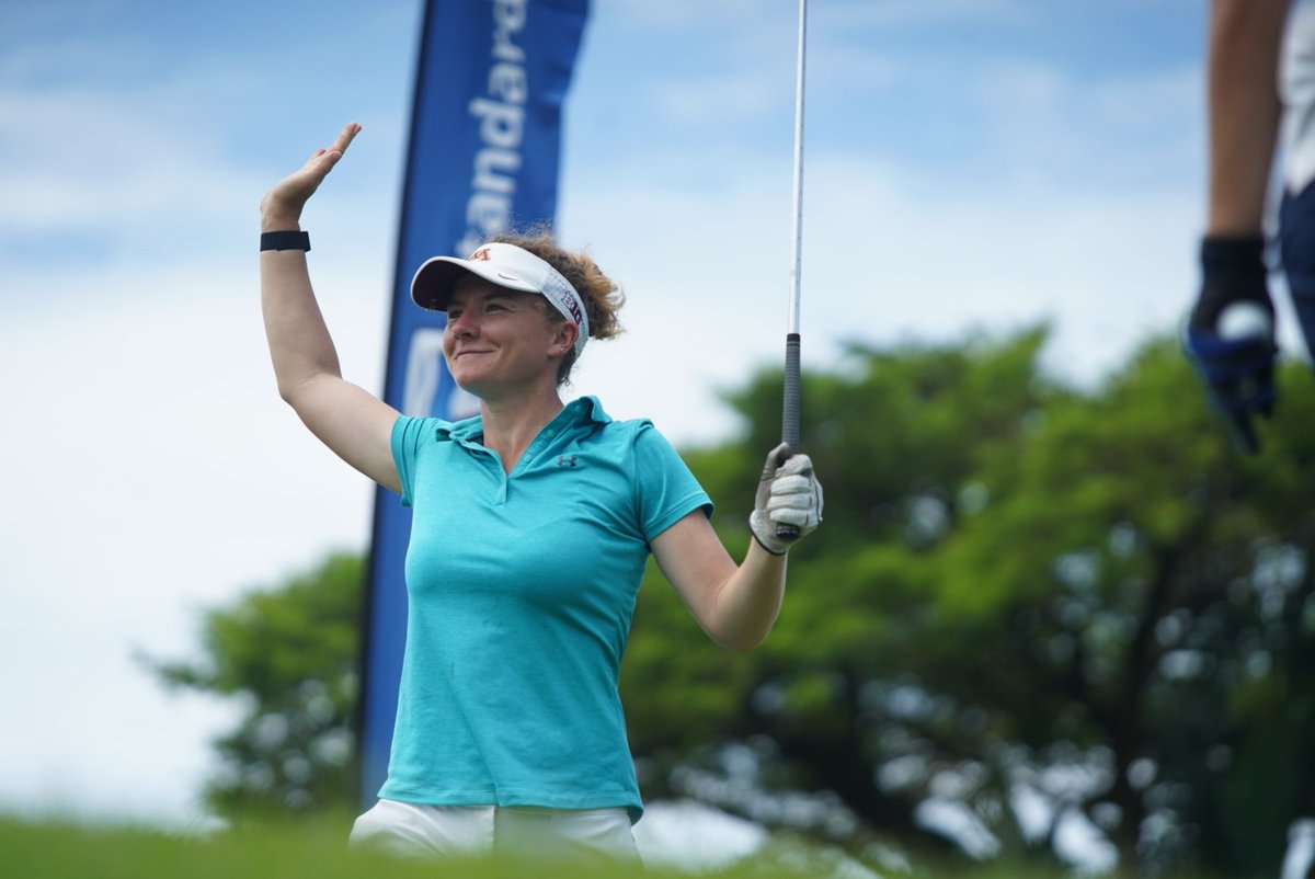 HOLE-IN-ONE for <a href="/EmiePERONNIN/">Emie</a> @SanLameerCC <a href="/standardbankza/">Standard Bank ZA</a> 🙌☝

📷: <a href="/golfshan17/">GolfShan17 🚨</a> 
#SAWomensMasters
#SunshineLadiesTour
#ItStartsHere
#InvestecGolf