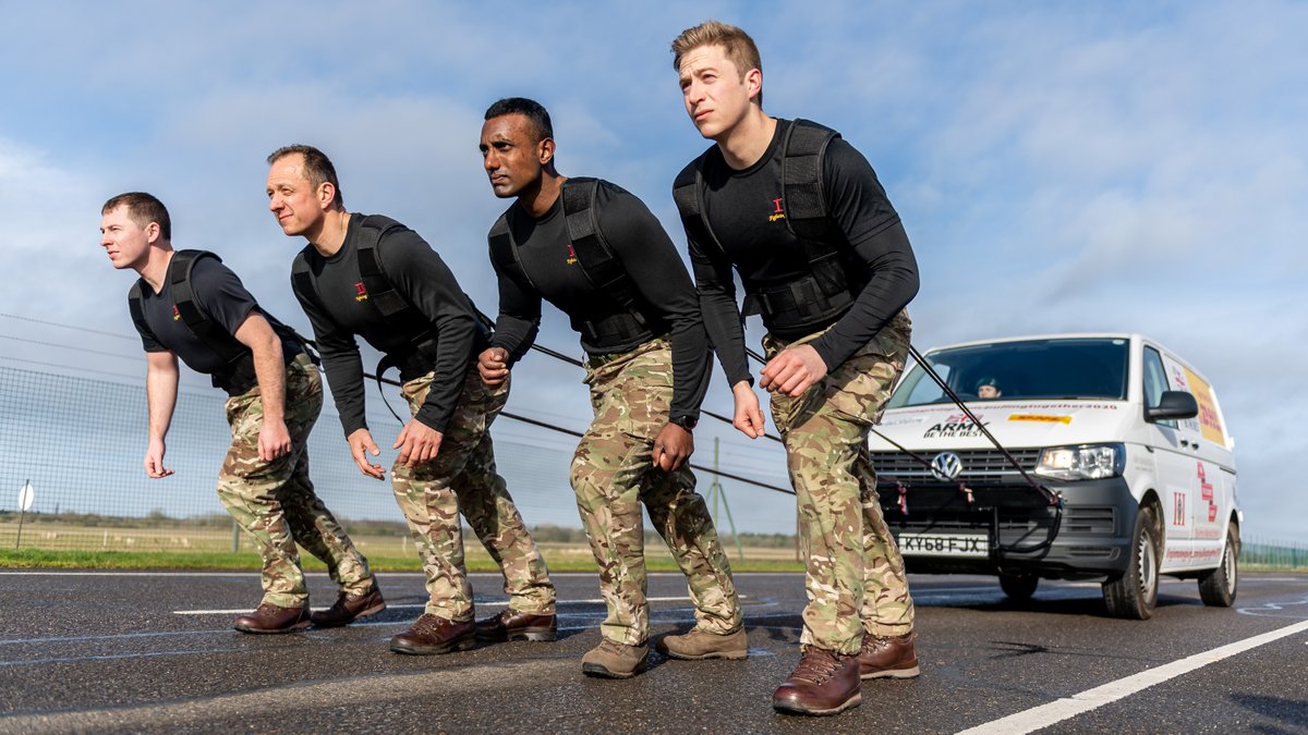 Twelve personnel from <a href="/RHQ_The_RLC/">This account has moved to @UKArmyLogistics</a> are undertaking a monumental challenge in the hope of breaking an official <a href="/GWR/">Guinness World Records</a> and raising funds for the Army Benevolent Fund and Mind on 4-5th of March in Blenheim Palace. This is absolutely what #ArmyConfidence is🇬🇧