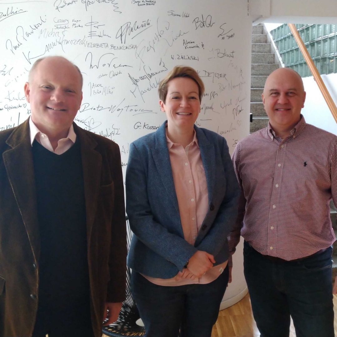 We had another great day in Poland with our Global Partner #MBS and catching up with our friends at #DIFactory and #Fixafilm.

Thank you for having us!

#WeAreDVW