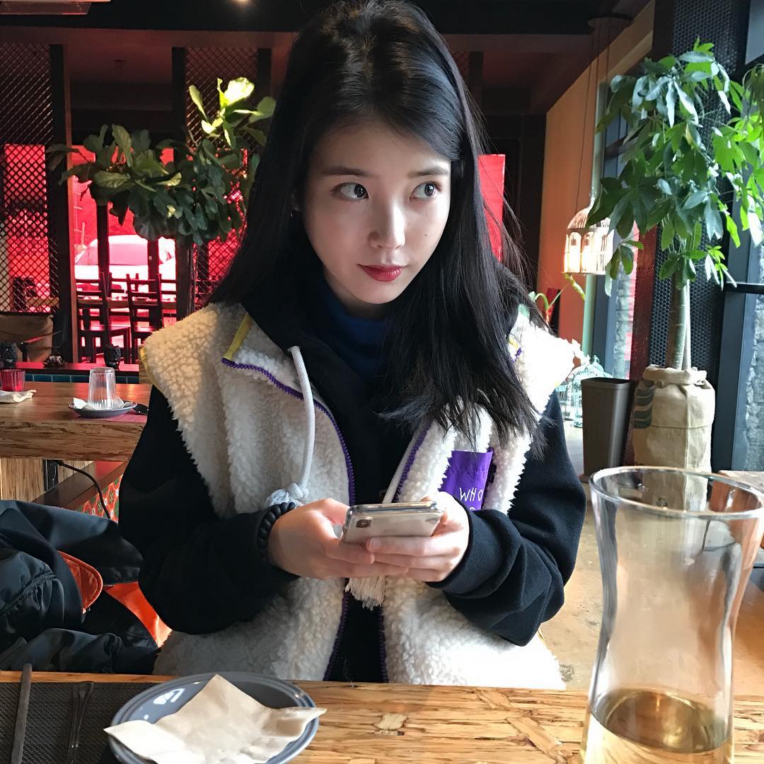 ale 🫧 on Twitter "food dates 🥺 https//t.co/8KmZWOhuM9" / Twitter
