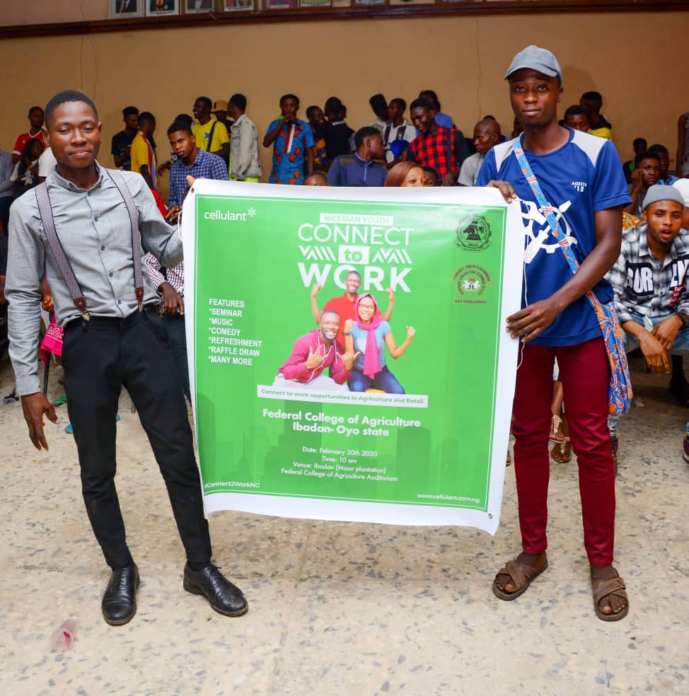AdejumoJohn12's tweet photo. You don't have to wait till you have millions before you can invest in Agriculture. @CellulantNG is giving students the opportunity to become Agroprenuers via their #Connect2WorkNG initiative. #ConnectToWorkFedAgricIB https://t.co/10TtsgMy1Y