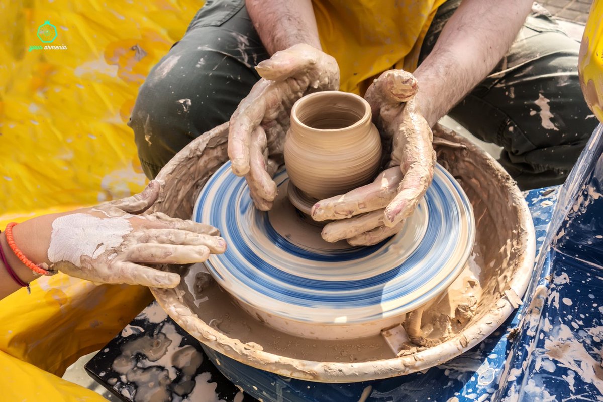 your_armenia's tweet photo. #pottery #traditions, #art #Armenia #yourarmenia #tourists_love https://t.co/8cbuEGEn6D