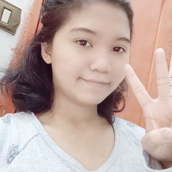 AniPh11's tweet photo. Selfie https://t.co/tczvSDlVkt