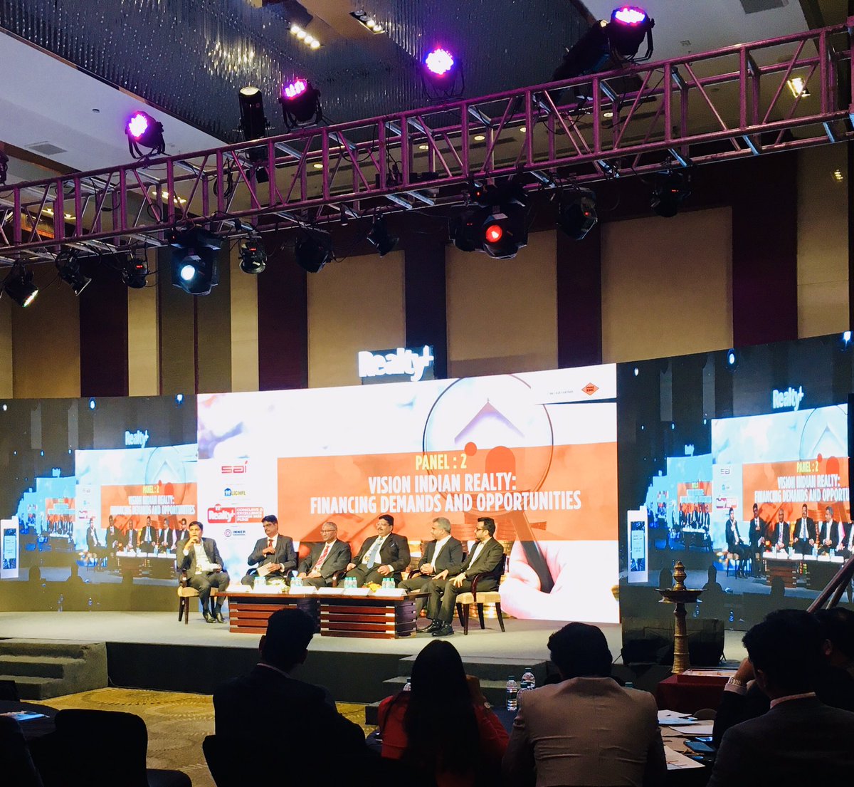 offlinemihir's tweet photo. @RPRealtyPlus #RPSummit #RPConclave #RPExcellenceAwards https://t.co/o87QTjxwBx