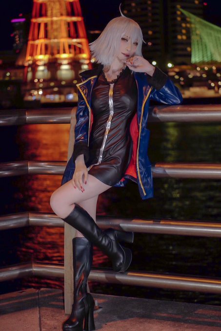 Twitterのコスプレ画像16