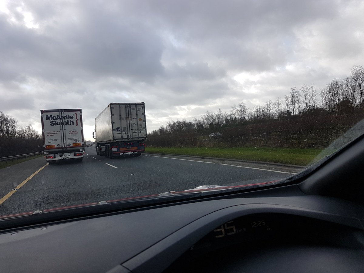 EV Life Ireland tweet media