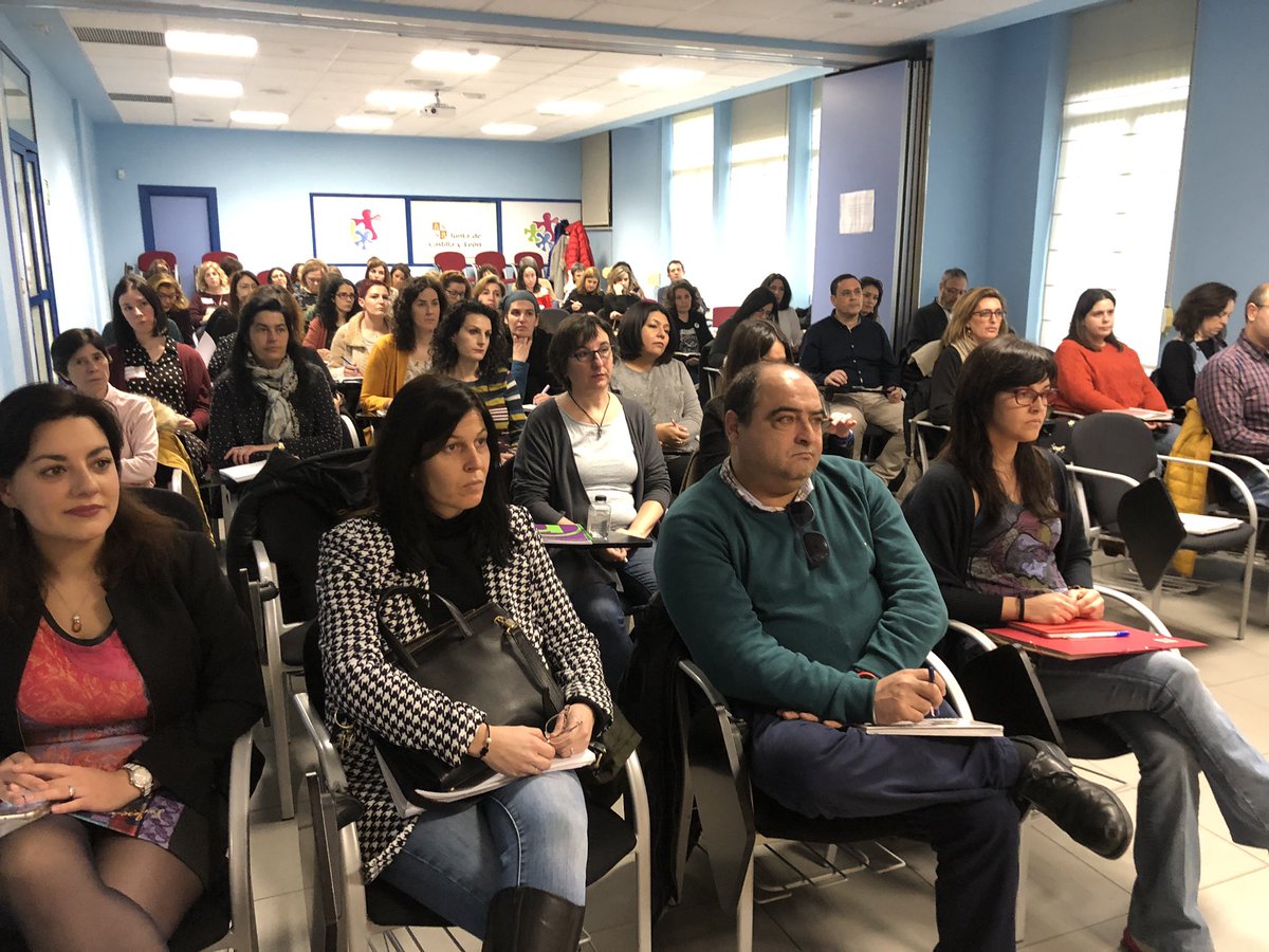 crecyl's tweet photo. @CruzRojaEsp lleva 20 años ofreciendo #oportunidades que cambian vidas. Trabajando por la inclusión socio #laboral de personas en situación de #vulnerabilidad. Hoy seminarios en #CastillayLeón de equipos #PlanEmpleoCRE @empleogob #FondoSocialEuropeo https://t.co/E5zOJ7LyOl
