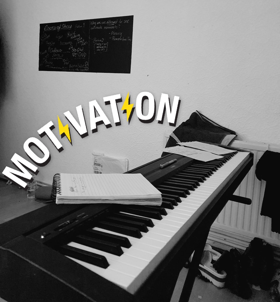 ForristalClarke's tweet image. Shout out to the @chiuniMTP students devising this week. It's tiring, and hard, and exciting, and we are in a similar boat. So here's some motivation from us (🌟💪😜🏳️‍🌈✨) and a #thread of top tips for intensive writing weeks: