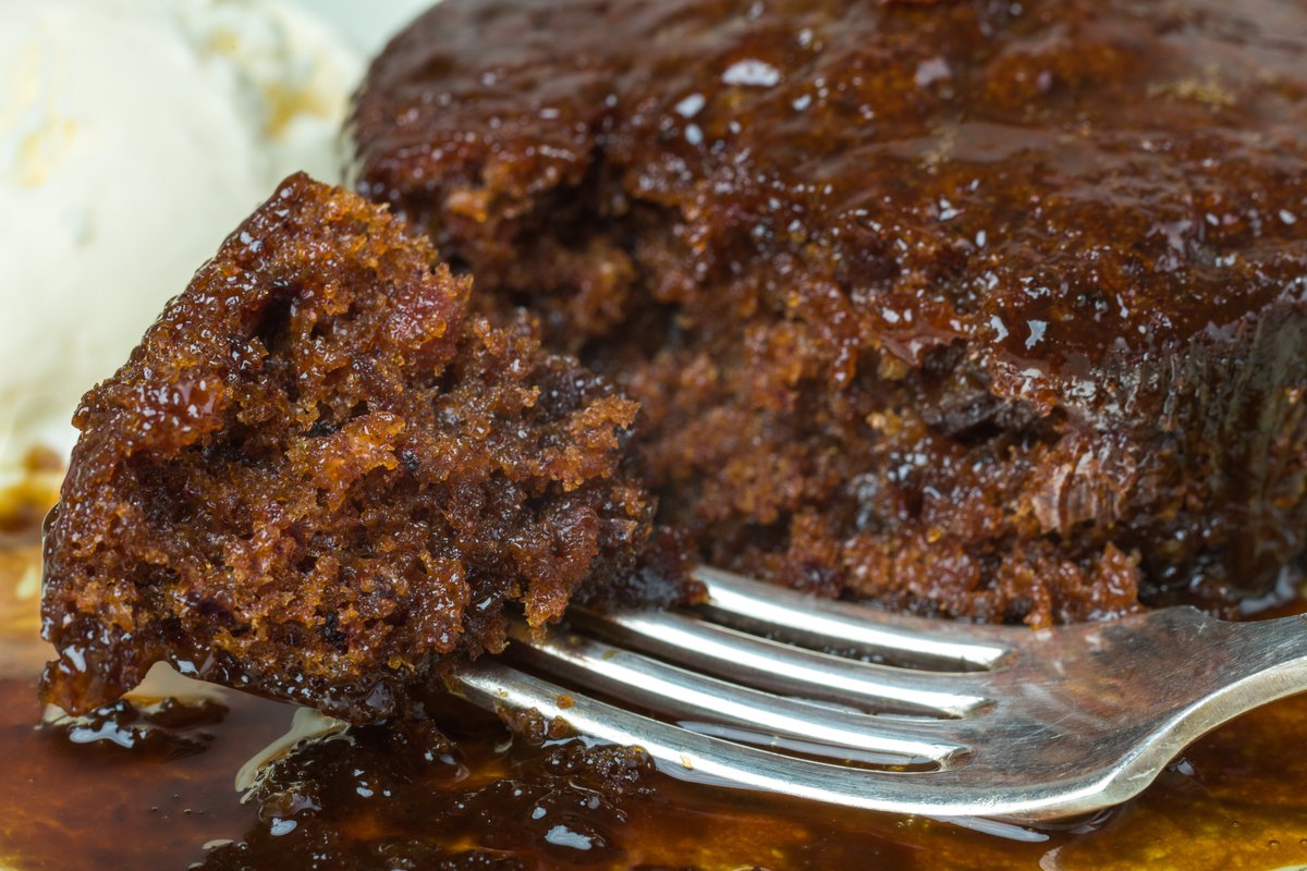 CartmelSticky's tweet photo. there's nothing much to look at out of the window today, only the rain ☔️
so we'll leave this for you to look at...............
#Cartmel
#StickyToffeePudding
#ComfortFood
#HotPudding
#PuddingLove https://t.co/6v5C1JeHWz