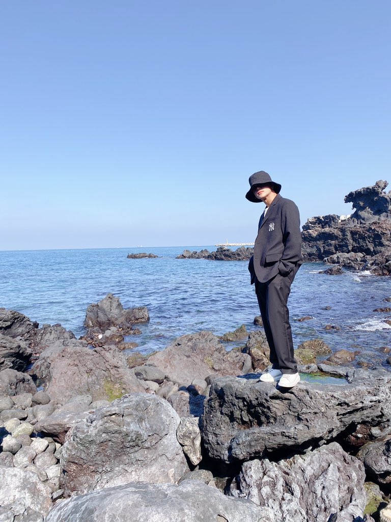 ATEEZofficial's tweet photo. [#우영] 에이티니 이것두 형이 찍어줬어요 ㅎㅎ
#ATEEZ #에이티즈 https://t.co/XGEHyX2pIu
