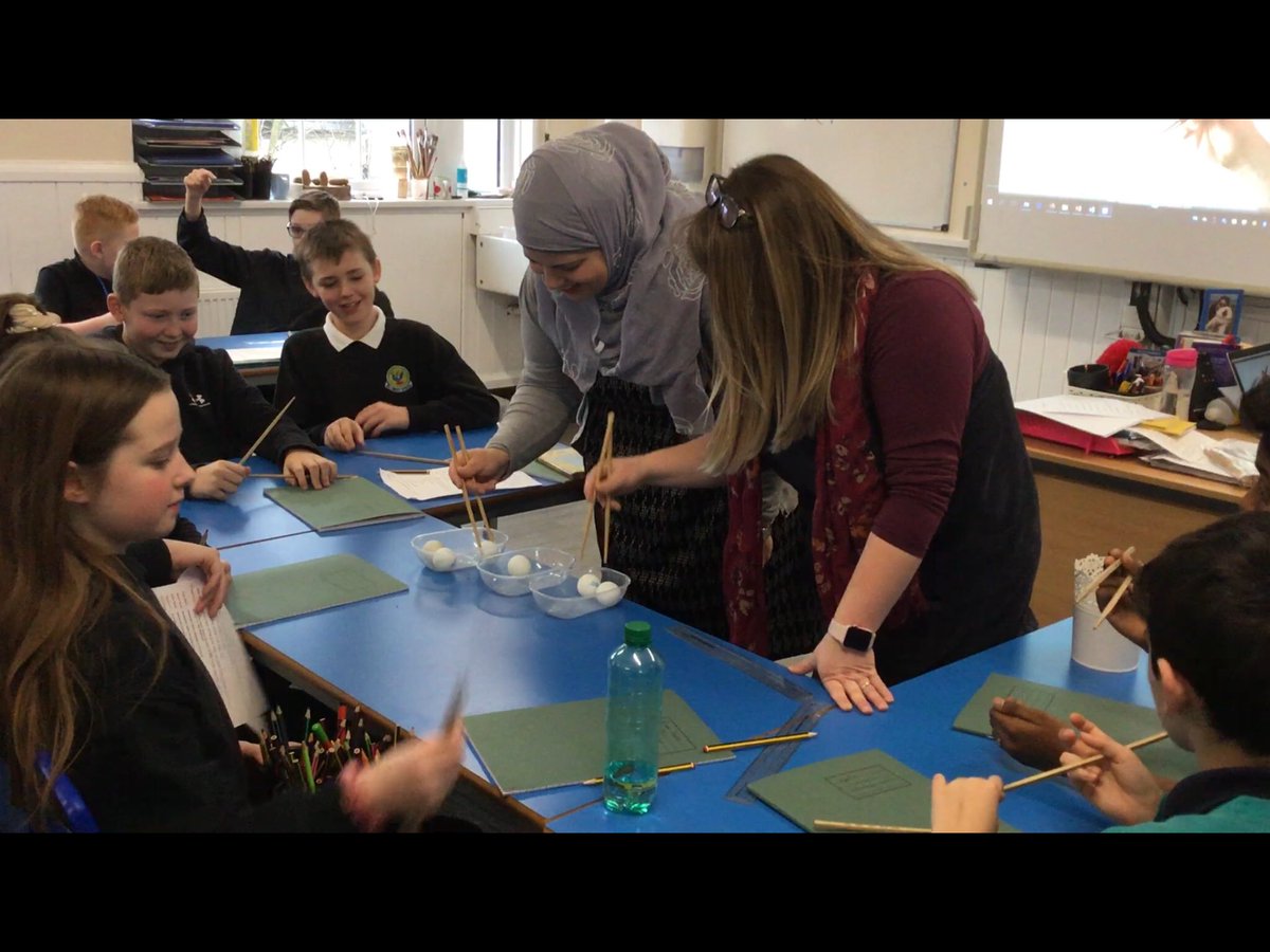 BalgreenPrimary's tweet photo. Learning about Chinese culture and how to use chopsticks during Madarin lessons with Mr. Wang. Even the teachers had a go! π₯’ π¨π³ #BalgreenP7B #chopsticks #mandarin #learningnewlanguages https://t.co/4hZfj9SmBX