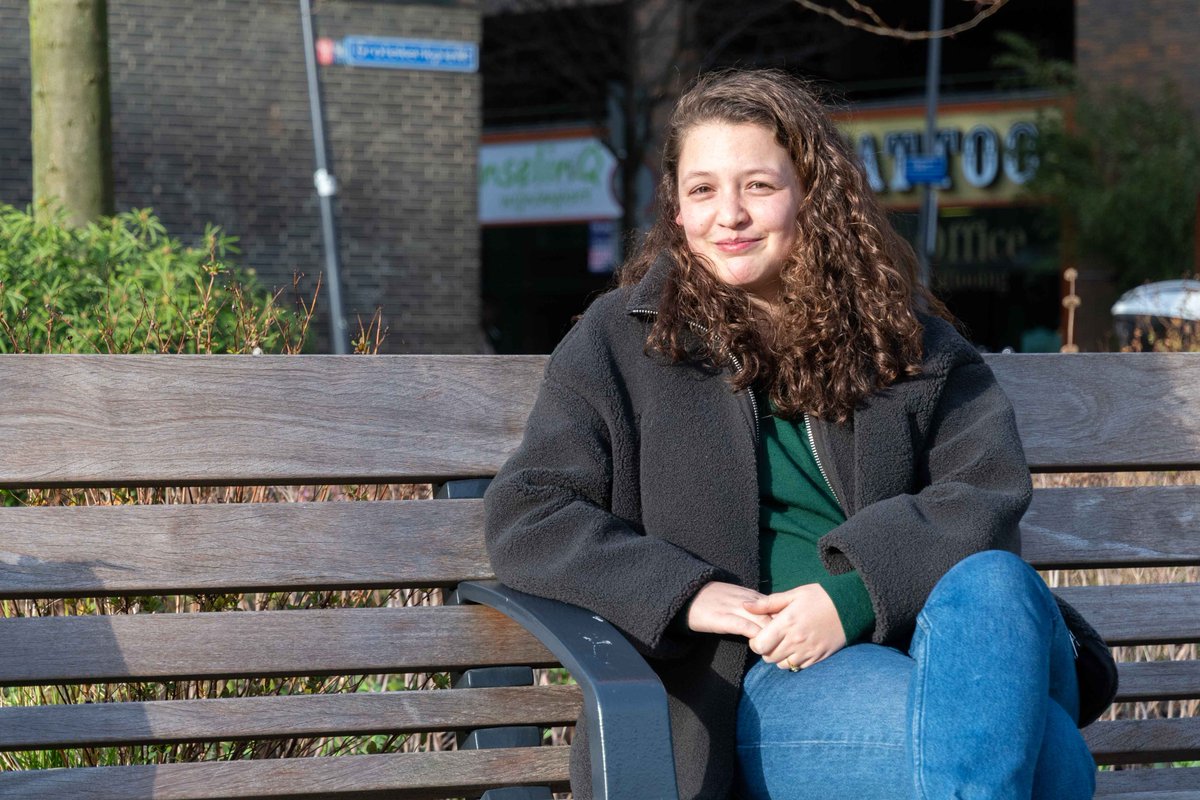 Dinja Horsting van <a href="/WmoRadar/">Wmo Radar</a> maakte een speciale voetbaltafel om eenzaamheid bij jongeren aan te kaarten. IDEM interviewde haar over het project: 

idemrotterdam.nl/dinja-horsting…