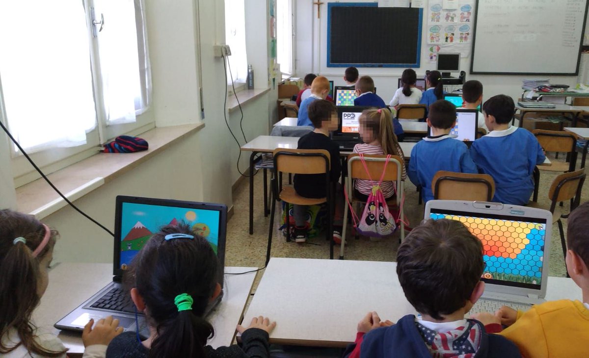 PowerProgressCo's tweet photo. Working in the classroom with notebooks regenerated by our volunteers for the project Revivo with @scratch and @g_compris #recycling #reuse 

https://t.co/hLYpxojPbt https://t.co/qVZC3R2fwG