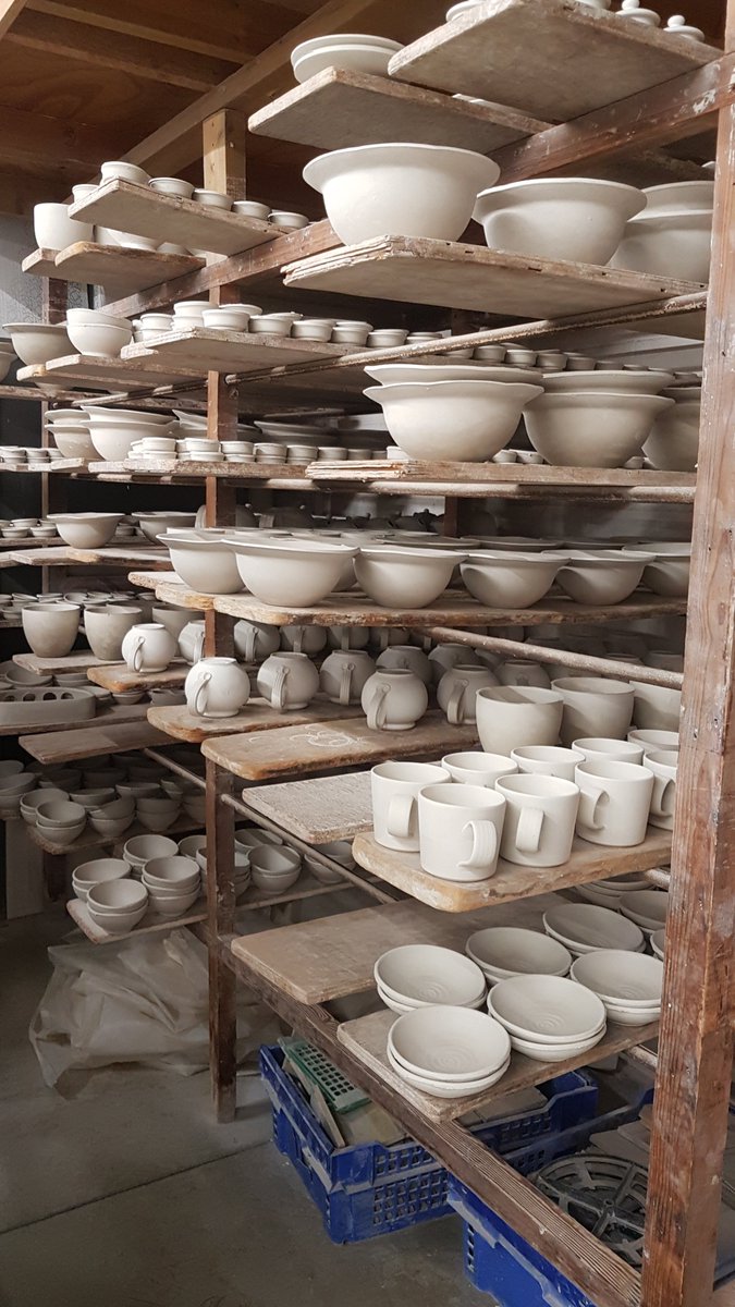 godalmingluxury's tweet photo. Today we visited another local busniess @GrayshottPot. Julie was so helpful and even gave us a special tour of the factory. 

I look forward to offering a luxury handmade local product to my clientele. #localpride #finishingtouch #luxuryhomes #grayshottpottery #godalmingkitchens https://t.co/zdeoUnX7eV