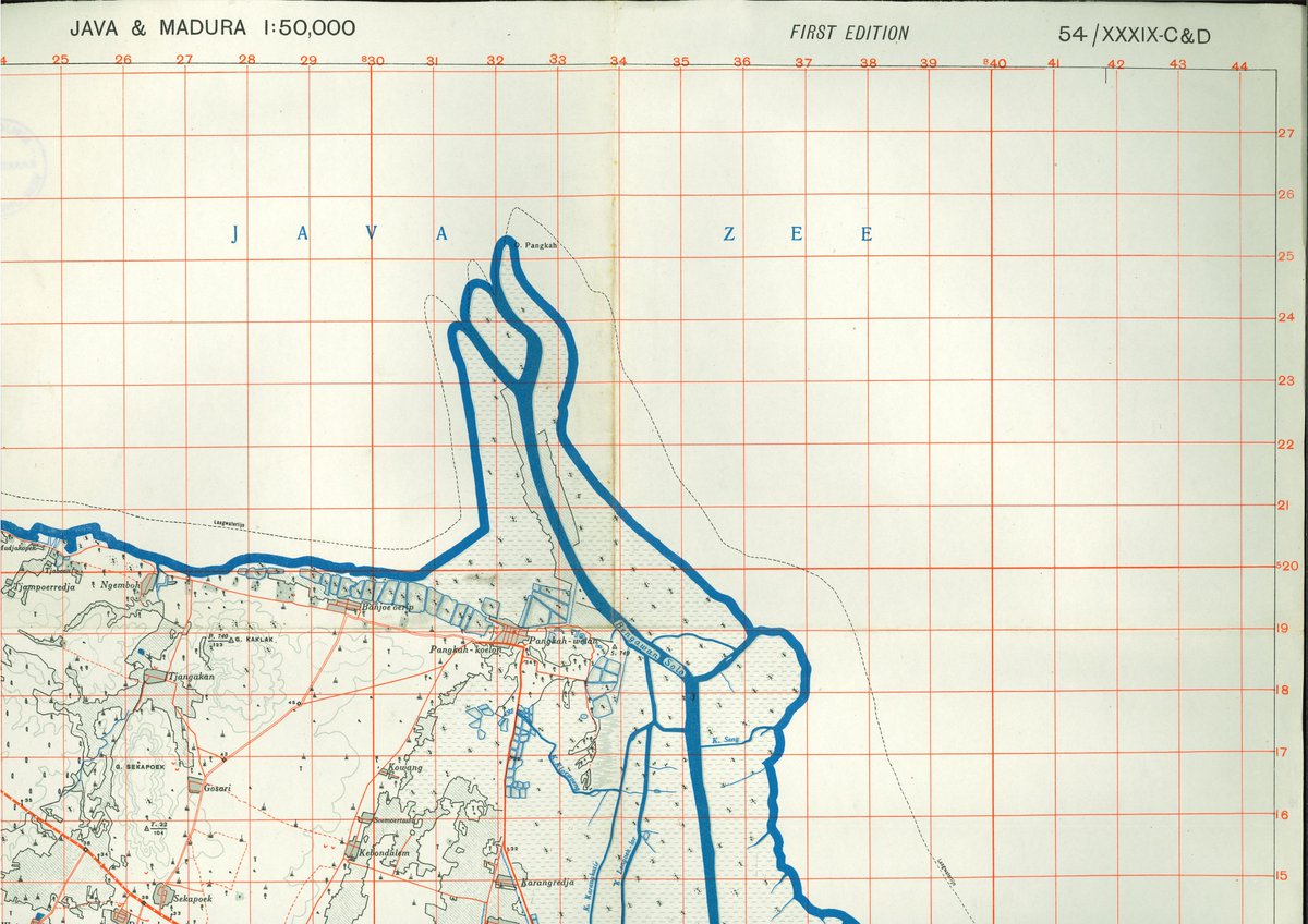 reinoutklaaren1's tweet photo. 3/3 By using the 1949 1:100.000 mapseries of Java by the United States Army Map Service at the @UBVU #mapcollection as an intermediate map, we were able to plot the '80 samples on the current topography and so allow them for further analysis. https://t.co/PJB1tvMbIy