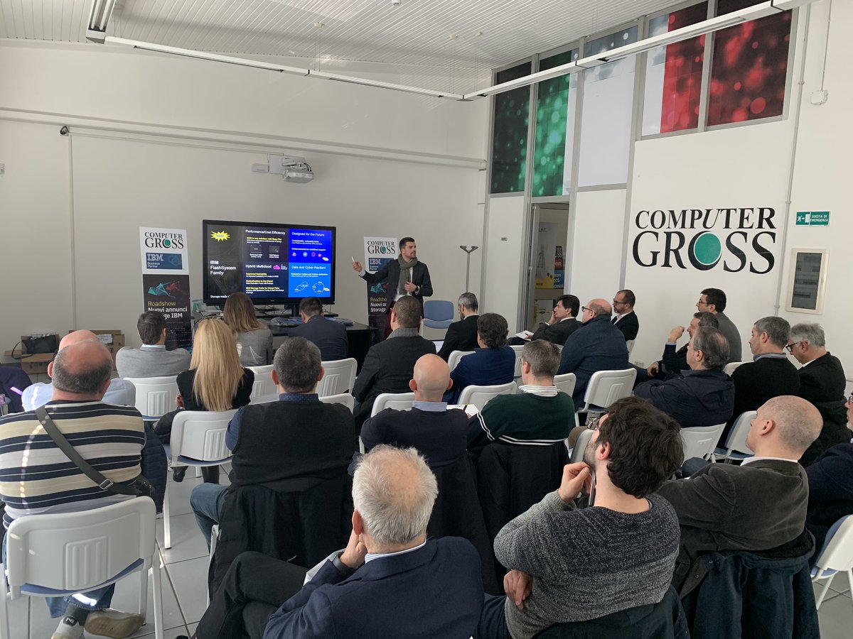 DanieleUdali's tweet image. Roadshow #Computergross per i nuovi annunci #storage #IBM a #Verona