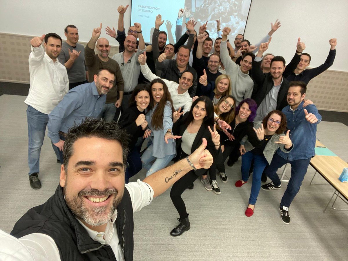 Facephi's tweet photo. 🔹Do you know what got @FacePhi to where it is now? The great team of professionals working in it. Today we all got together to enjoy a day of #teambuilding.🙌

#team #teamwork #funplan #lovemates https://t.co/NuAQj06JWw