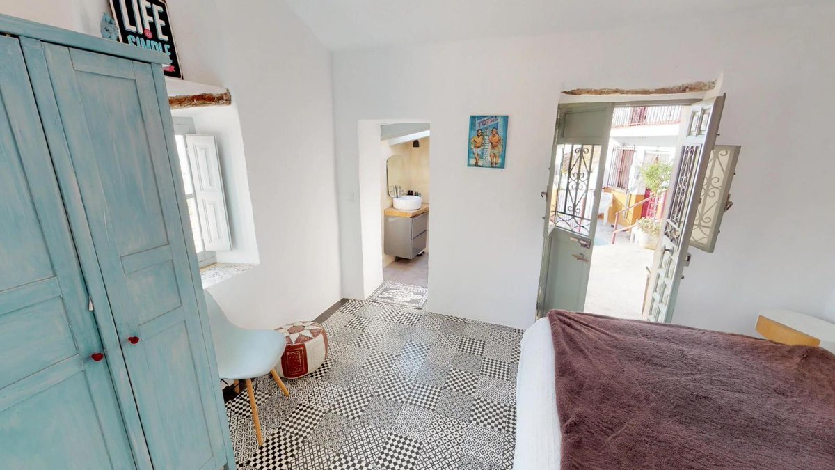SpainHouses_net's tweet photo. #Houseoftheweek: Lovely townhouse with an impressive interior and a quiet location. Recently restored, resulting in a comfortable and elegant space. 

>> Outdoor life in this charming townhouse in Velez-Málaga https://t.co/O5uv2Nupto https://t.co/lXmNohbDMY