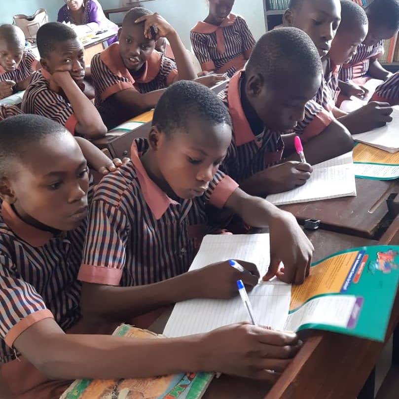 BGFinanceClub's tweet photo. Starting a business is a big achievement for many entrepreneurs, but maintaining one is the larger challenge. Many entrepreneurs face challenges in their business so do our students when running their own virtual businesses using the @JANigeria business game. 
__ https://t.co/1KMG4COWAa