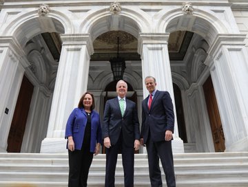 Resmi Twitter'da görüntüle