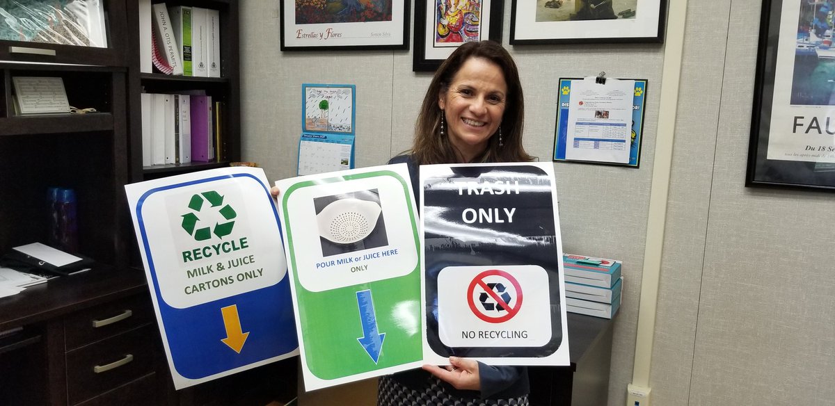 zayetzyj's tweet photo. @BCKPrograms waste diversion underway at john a otis @leticiasegura91did an amazing job with creating signs to help students #bckprograms #NSDnow #milkrecycle https://t.co/mNt8S84Gih