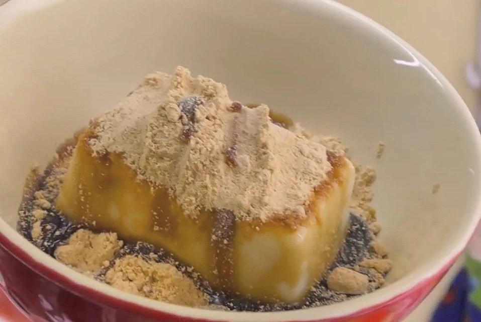簡単で美味しそう･･･！豆腐にあるものをプラスするとまるでプリンのように？！
