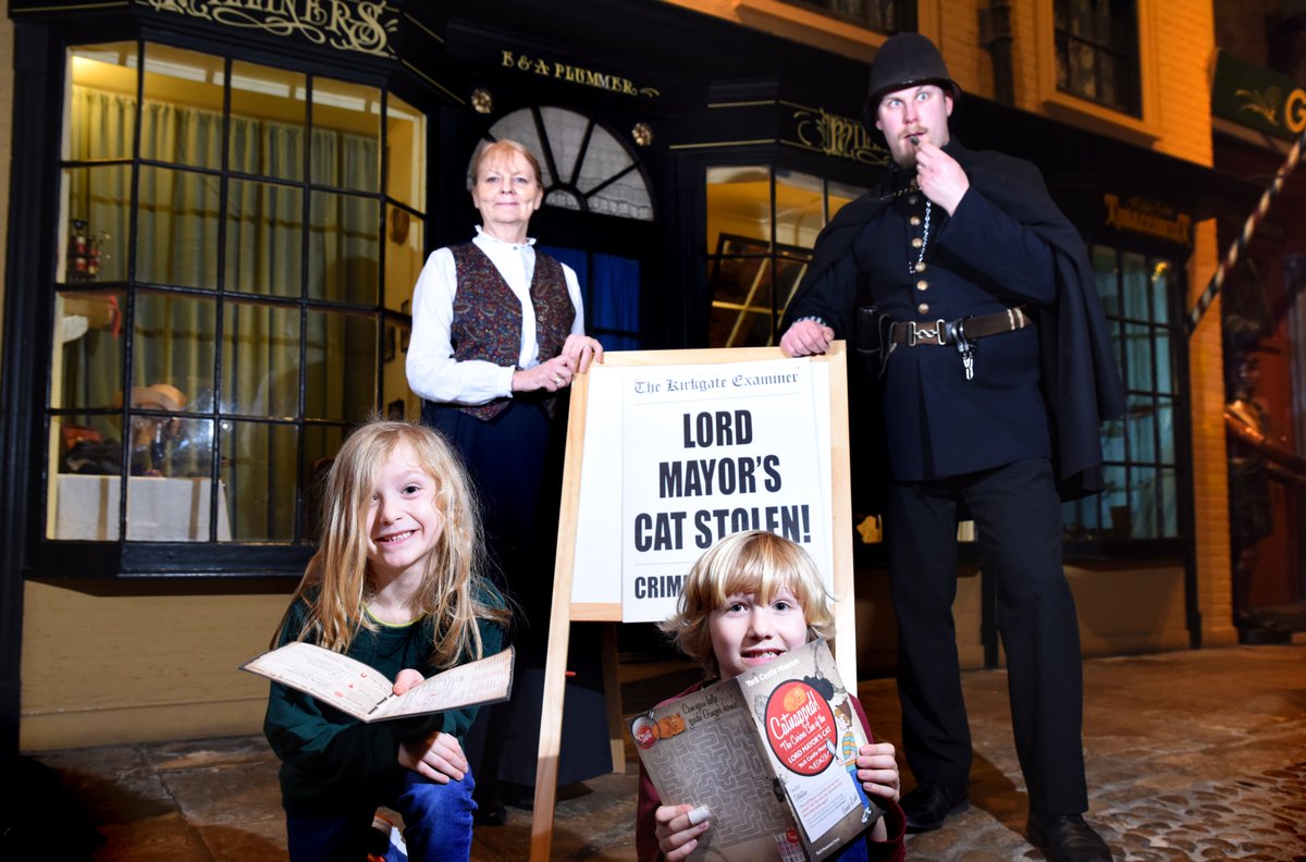 YorkMuseumTrust's tweet photo. It's perfect #MuseumWeather today and #York is very much open for business!
Come visit our sites for great family fun!> https://t.co/wX6PDMFnLl
This #halfterm we have🌟:
Catnapped @YorkCastle
Viking takeover @YorkshireMuseum
The Snail and The Whale storytelling @YorkArtGallery https://t.co/qmCnQRiWXp