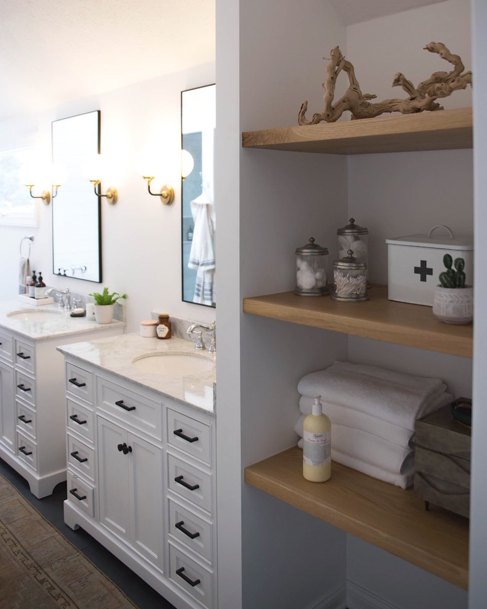 miarosedesign's tweet photo. In a world of white and gray trends, wood tones can be the warm and natural accent you’re longing for 🙌��� #bathroomdesign #interiordesign https://t.co/OIIkJk3vQ8