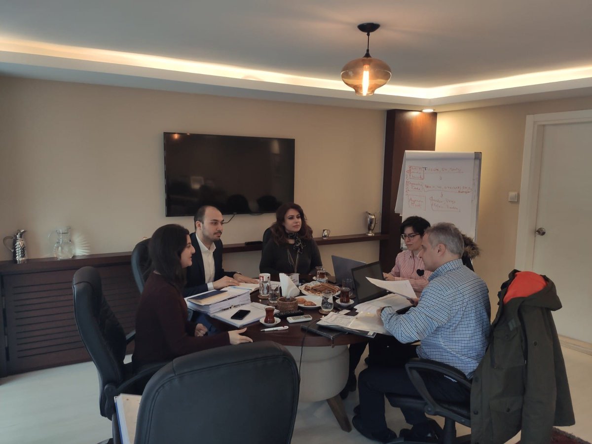 cuforsmes's tweet photo. AB Başkanlığı ve Teknik Yardım Ekibi'ni Sivil Toplum Diyaloğu V kapsamında 3. İzleme Ziyareti'ni gerçekleştirmek üzere kurumumuzda ağırladık. 
#siviltoplumdiyaloğu #siviltoplumsektörü #kobileriçingümrükbirliği #cuforsmes #abprojeleri #euproject https://t.co/fzAaqArIhE