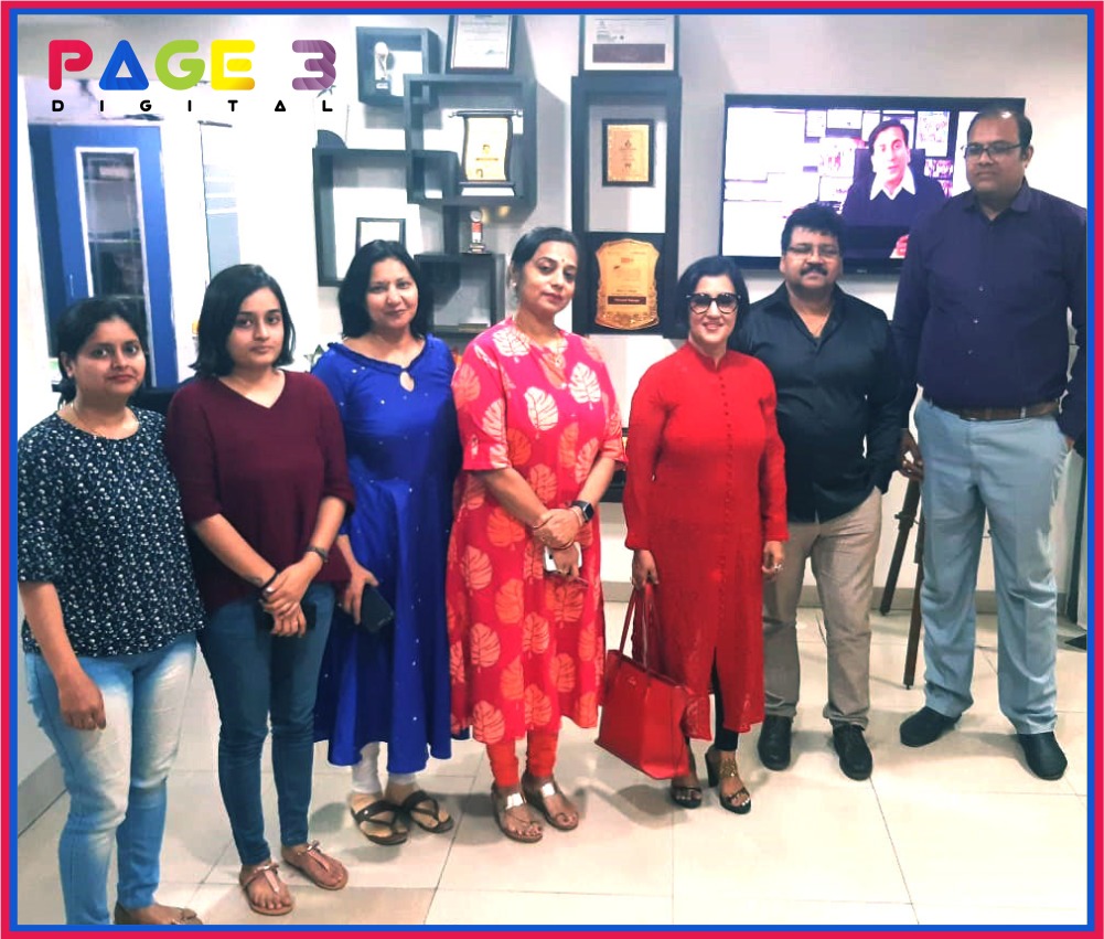 page3digital's tweet photo. Page 3 Digital was extremely pleased to welcome the very well known Singer @madhushreemusic Ji and the popular Actor Mukesh Tiwari Ji at the Center. We had a great time and we look forward to welcoming you again.

#page3digital #Madhushree #MukeshTiwari https://t.co/17XxnQG91v