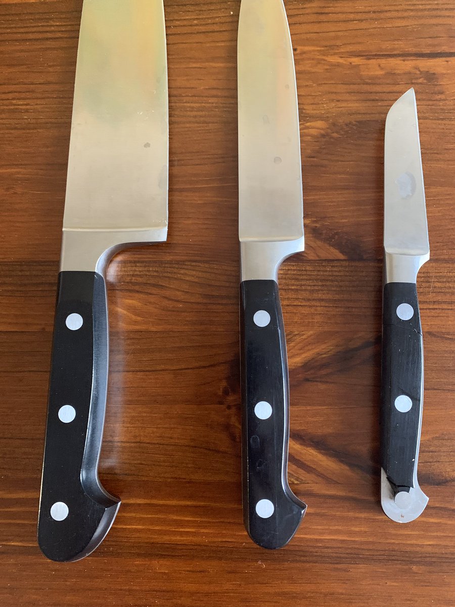 PhilipTALow's tweet photo. @zwilling_uk LOVE your knives, but have experienced a weird degradation on one of the set (see photos). All hand-washed the same way/frequency, but one has fallen part. Not ideal! https://t.co/XLBzgjcmaV