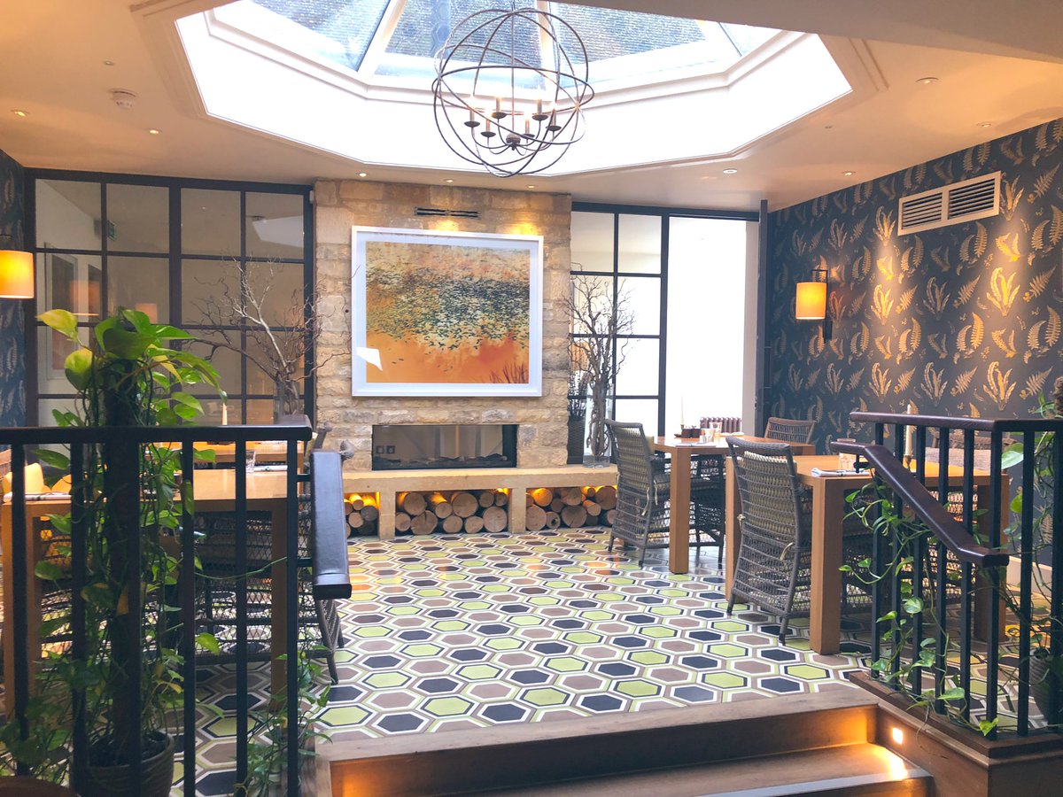 abstract_news's tweet photo. Awesome tour of the beautiful @FarncombeEstate this morning. Scandi vibes across 3 stunning venues @TheFishHotel @DormyHouse & @FoxhillManor in #TheCotswolds #Eventprofs #AbstractMICE ๐๐ณ https://t.co/c0BiUQa1Lt