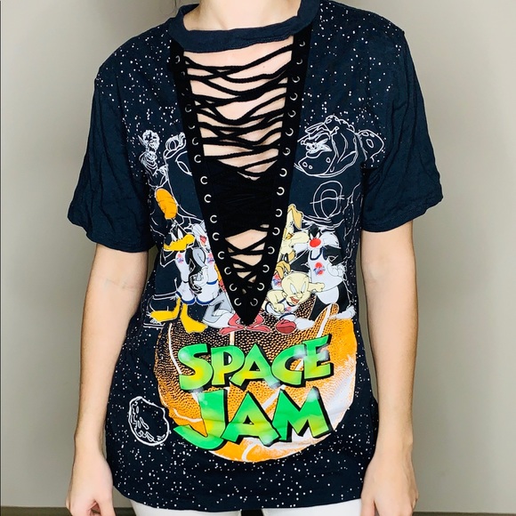 So good I had to share! Check out all the items I'm loving on <a href="/Poshmarkapp/">Poshmark</a> #poshmark #fashion #style #shopmycloset #albertofermani #dollskill #spacejam: posh.mk/VUnUxXvoe4