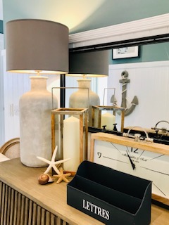 Welcoming you home, with this beautiful coastal hallway. The white paneling reminiscent of an old Nantucket beach house, coupled with the Oval Room Blue painted walls, adds a sophisticated coastal feel to this fun family beach home. #Dorset #beachlife #interiordesign #mudeford