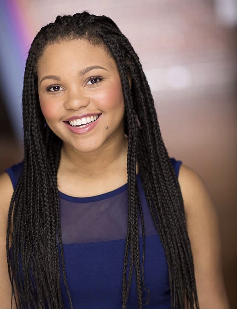 Page1_Theatre's tweet image. We are super excited to announce the performers for the Musical Cabaret - "Hold Up That Me?" This will be a co-production with Unwrap Theatre.

Performers: Sinead Kennedy Juliette Jones Mateo Chavez Lewis and Alten Wilmot.

Info &amp;gt; bit.ly/38yfDGG

#OutFestKW #ExploreKW