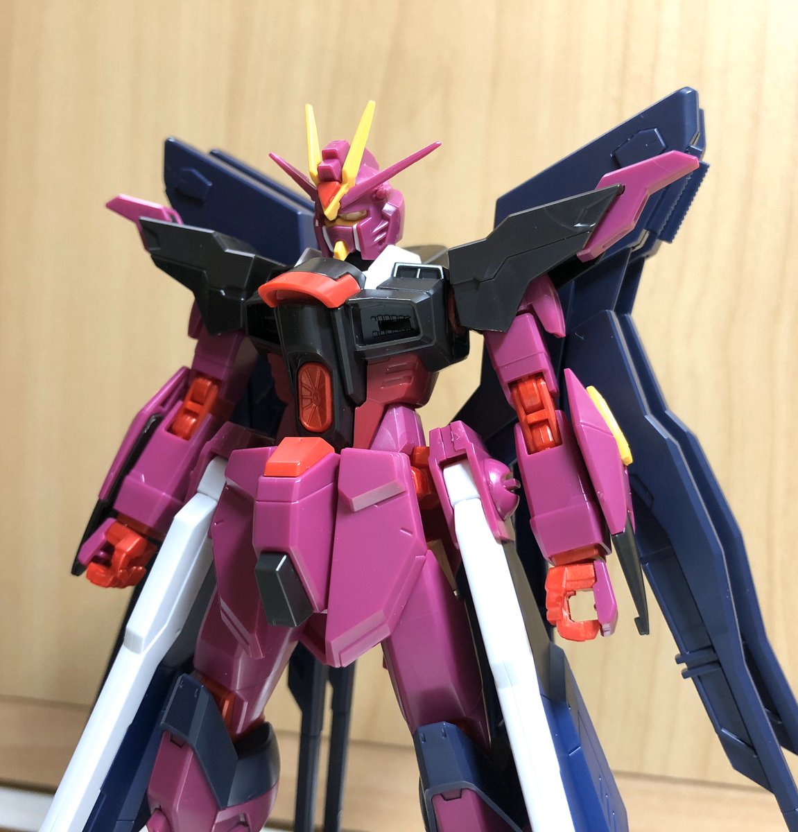 Twoucan ラヴファントム の注目ツイート モデル