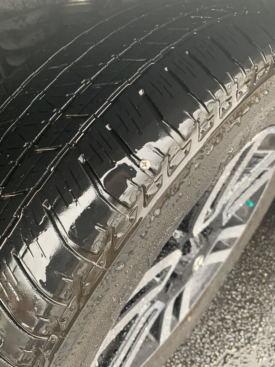 codecodeworld's tweet photo. Divine intervention...was running late for #devnexus #ngAlt only to find out I have a screw in my tire π¬π«...I was literally on my way downtown and something told me to stop....yep. Made it to #DiscountTire and they are taking care of me πͺπΎ https://t.co/gCMQyS0NPU