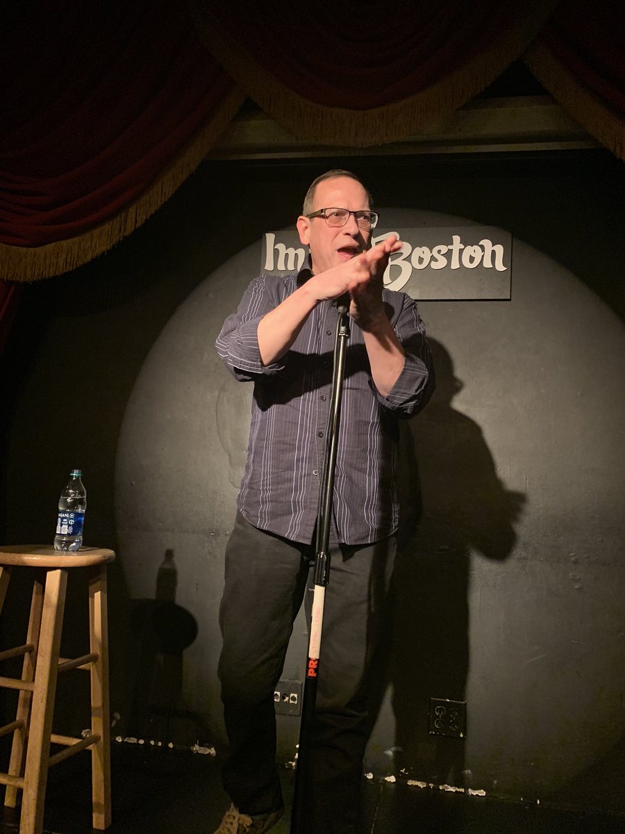 FarrisnFriends's tweet photo. Thank you also to the non-teens who taught us some valuable lessons about dating apps, living with your parents as an adult, and coronavirus! #StandupForSnackCakes https://t.co/TxBFORJepx