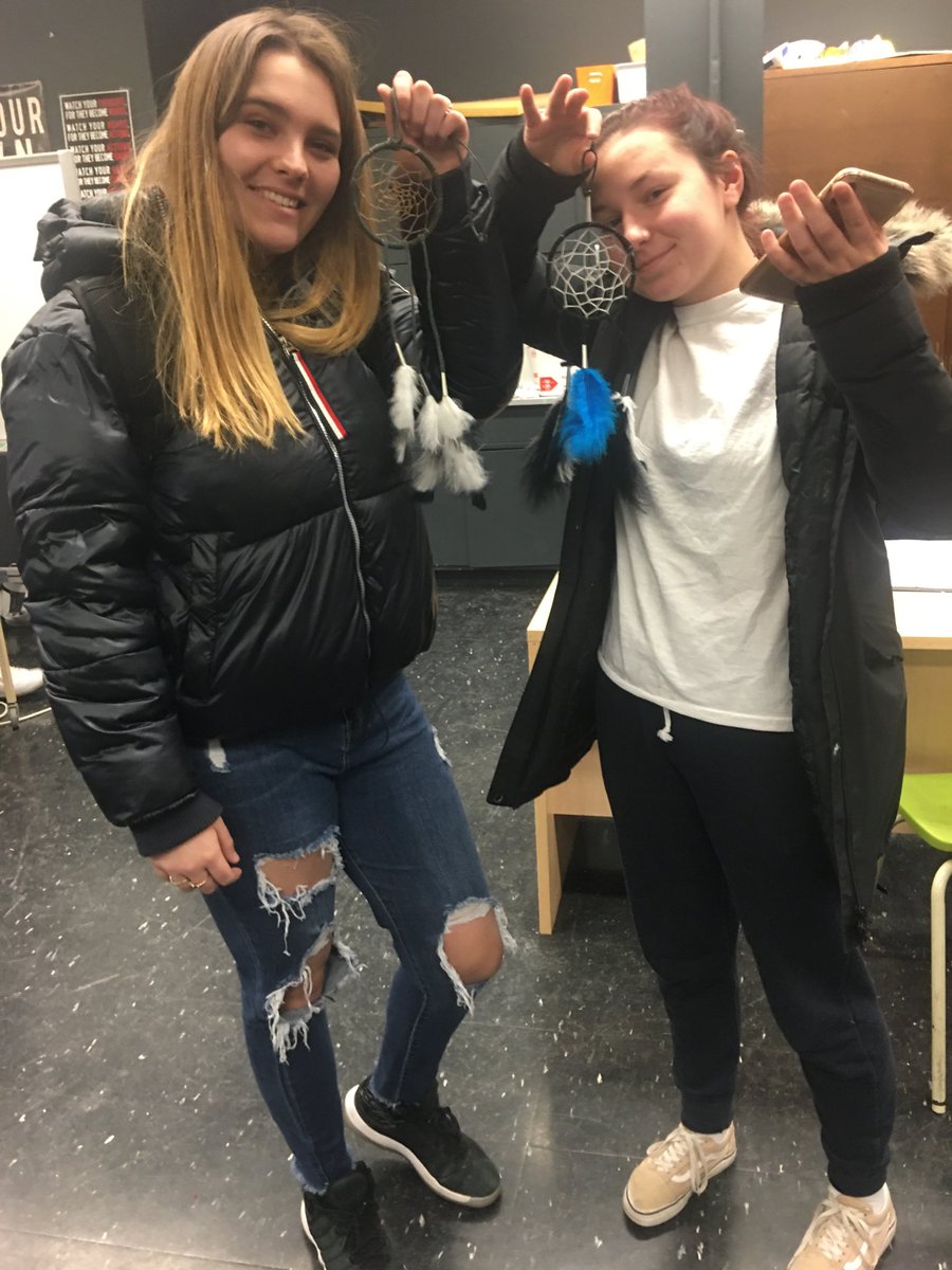 kterpstr's tweet photo. Dream Catchers with NYA WEH ⁦@Henderson_hwdsb⁩ #experentiallearning https://t.co/s6M72pJ6MZ